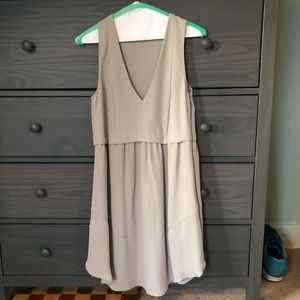 Aritzia Wilfred Deep V Dress